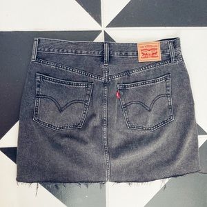 Women’s Levi’s denim skirt, size 32